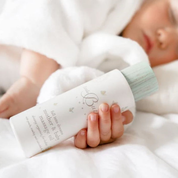 Calm little ones with our 'fall into dreams' mother & baby massage oil